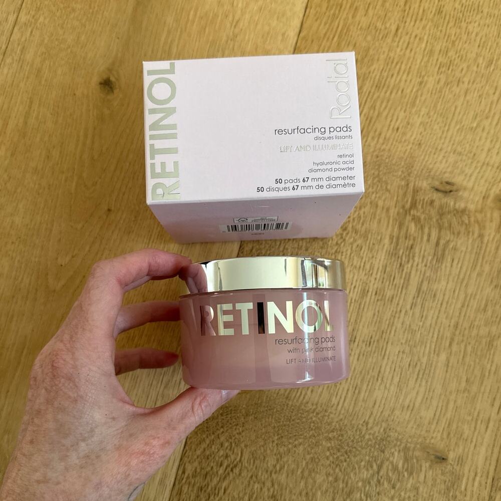 Rodial Retinol Resurfacing Pads Lift and Illuminate 50 pads